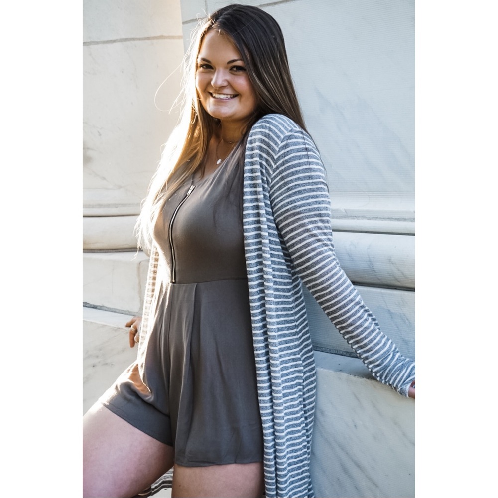 Short Romper - Picture 3 of 3